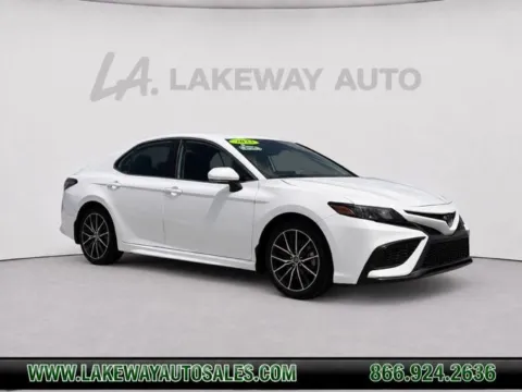White 2023 Toyota Camry SE for sale in Morristown, TN