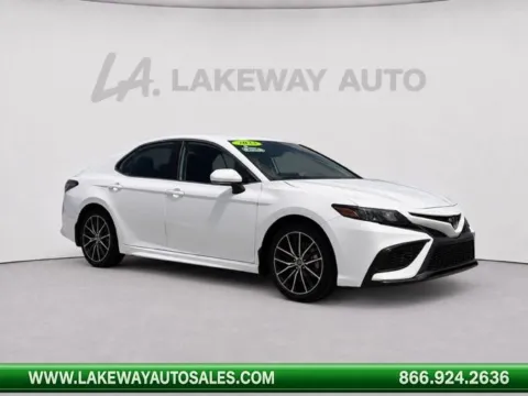 White 2023 Toyota Camry SE for sale in Morristown, TN