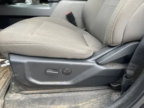 More photos of 2022 Ford F-250SD XLT at Lakeway Auto Sales, TN