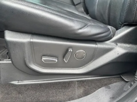 More photos of 2018 Ford Expedition Limited at Lakeway Auto Sales, TN