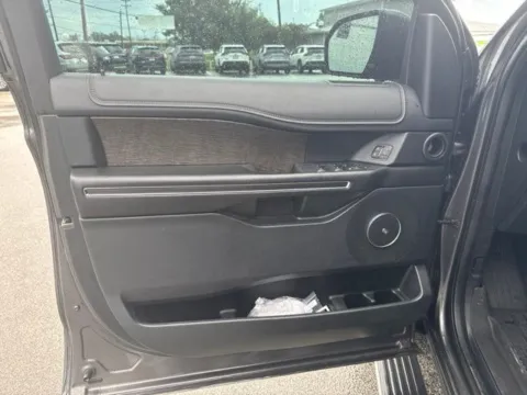 Another view of 2018 Ford Expedition Limited for sale in Morristown, TN at Lakeway Auto Sales