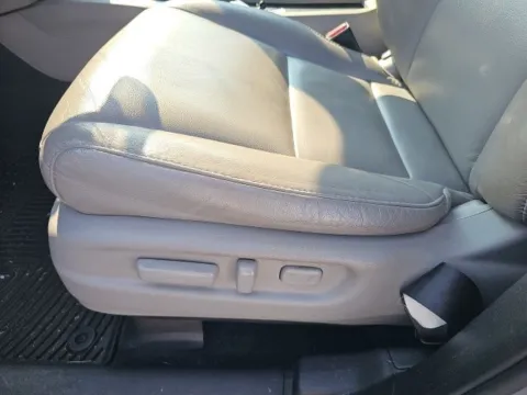 More photos of 2021 Honda Pilot EX-L at Lakeway Auto Sales, TN