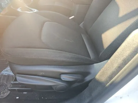 More photos of 2018 Jeep Renegade Sport at Lakeway Auto Sales, TN