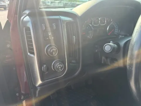 More photos of 2017 Chevrolet Silverado 1500 LT at Lakeway Auto Sales, TN