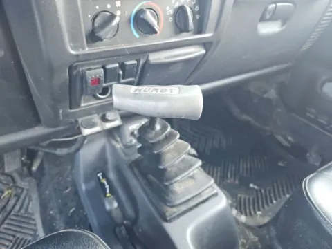 More photos of 2002 Jeep Wrangler SE at Lakeway Auto Sales, TN