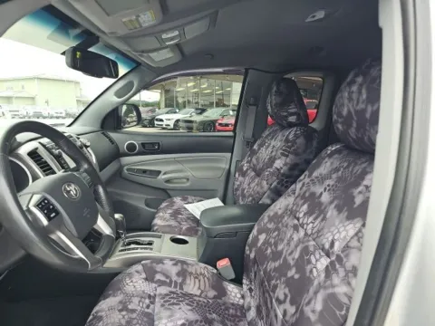 More photos of 2013 Toyota Tacoma at Lakeway Auto Sales, TN