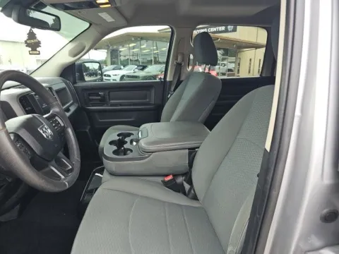 More photos of 2019 Ram 1500 Classic Tradesman at Lakeway Auto Sales, TN