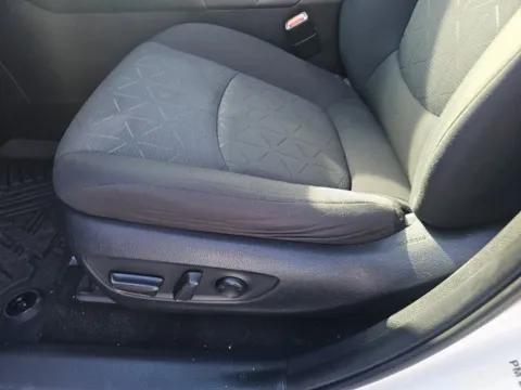 More photos of 2020 Toyota RAV4 XLE at Lakeway Auto Sales, TN
