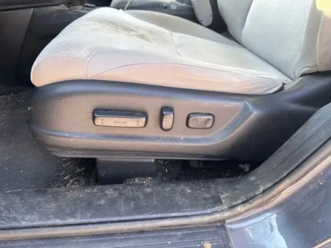 More photos of 2016 Honda CR-V EX at Lakeway Auto Sales, TN