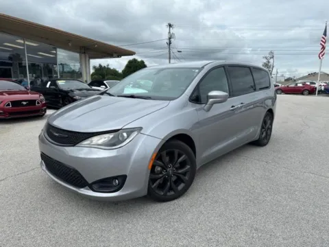 Photos of 2019 Chrysler Pacifica Touring Plus for sale in Morristown, TN at Lakeway Auto Sales