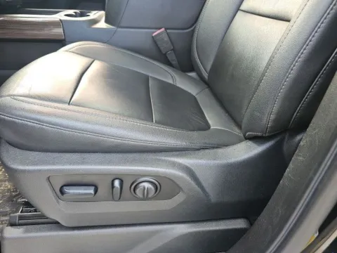 More photos of 2021 Chevrolet Silverado 1500 RST at Lakeway Auto Sales, TN