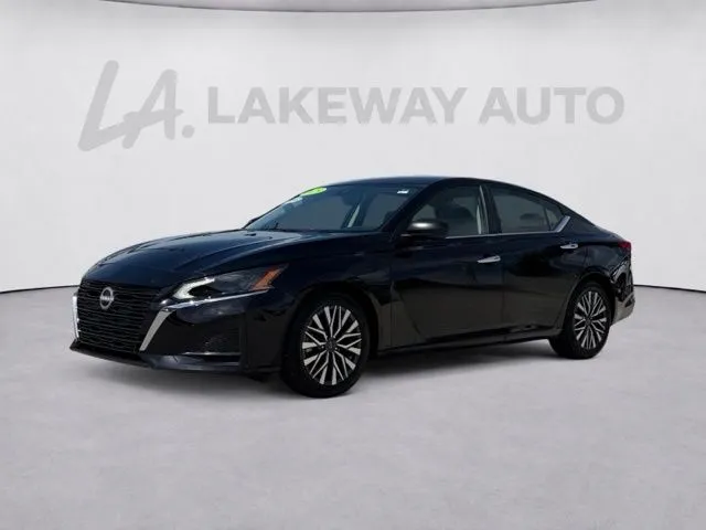 2025 Nissan Altima SV - Photo 7
