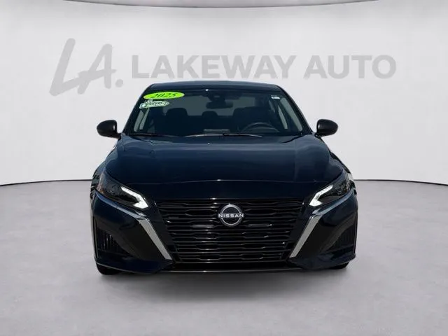 2025 Nissan Altima SV - Photo 8