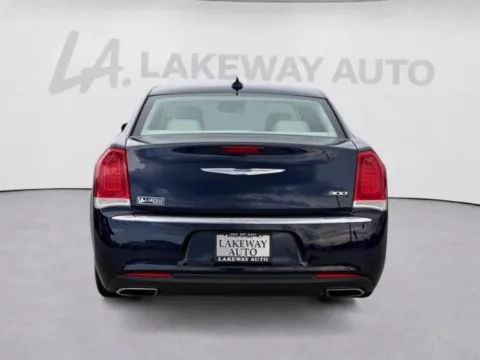 More photos of 2015 Chrysler 300 Limited at Lakeway Auto Sales, TN