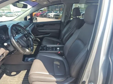 More photos of 2022 Honda Odyssey Touring at Lakeway Auto Sales, TN