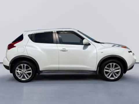 Photos of 2013 Nissan Juke SV for sale in Morristown, TN at Lakeway Auto Sales