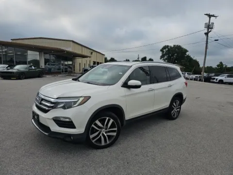 Another view of 2017 Honda Pilot Touring for sale in Morristown, TN at Lakeway Auto Sales