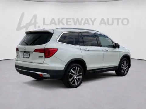 Another view of 2017 Honda Pilot Touring for sale in Morristown, TN at Lakeway Auto Sales