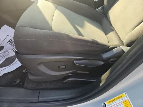 More photos of 2020 Chevrolet Trax LS at Lakeway Auto Sales, TN