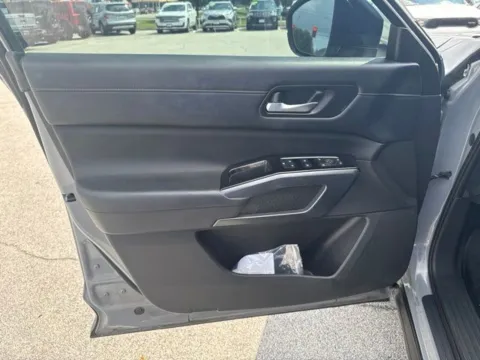 Another view of 2023 Nissan Pathfinder SL for sale in Morristown, TN at Lakeway Auto Sales