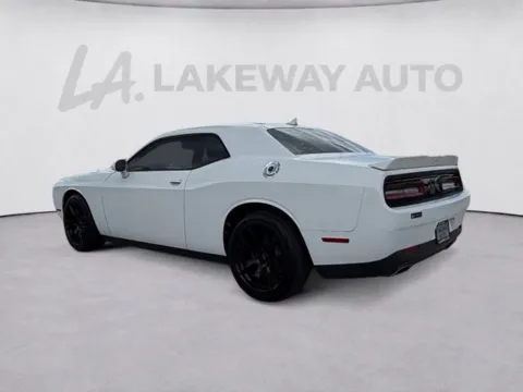More photos of 2018 Dodge Challenger SXT at Lakeway Auto Sales, TN
