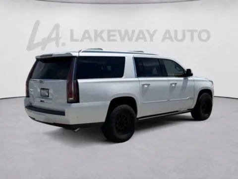 Another view of 2017 Cadillac Escalade ESV Platinum Edition for sale in Morristown, TN at Lakeway Auto Sales