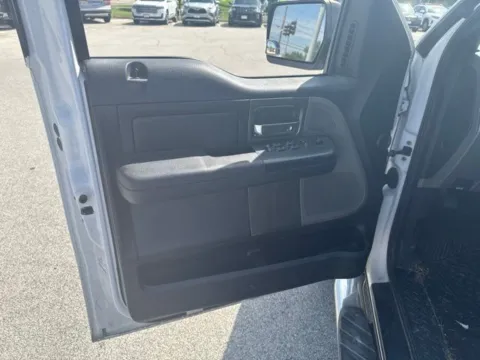 Another view of 2006 Ford F-150 XLT for sale in Morristown, TN at Lakeway Auto Sales