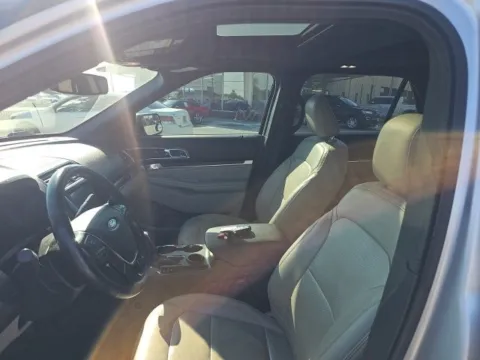 More photos of 2019 Ford Explorer Limited at Lakeway Auto Sales, TN