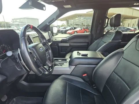 More photos of 2018 Ford F-150 Raptor at Lakeway Auto Sales, TN