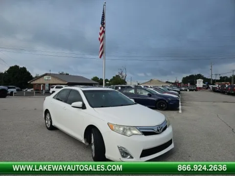 White 2012 Toyota Camry XLE for sale in Morristown, TN