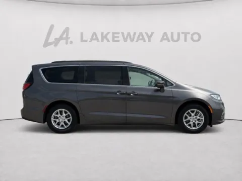 Photos of 2022 Chrysler Pacifica Touring L for sale in Morristown, TN at Lakeway Auto Sales