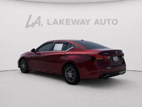 More photos of 2019 Nissan Altima 2.0 SR at Lakeway Auto Sales, TN