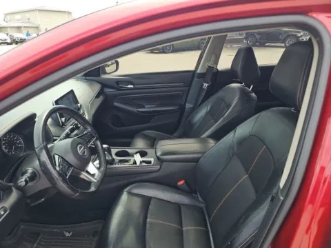 More photos of 2019 Nissan Altima 2.0 SR at Lakeway Auto Sales, TN