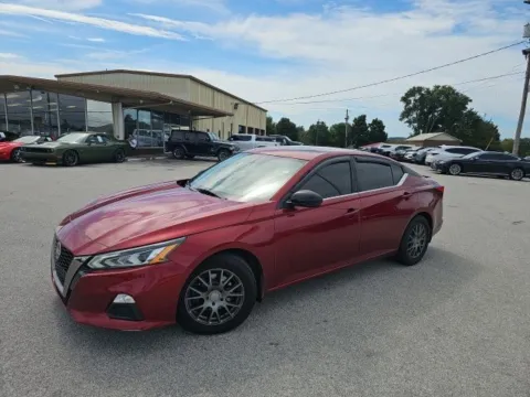 Another view of 2019 Nissan Altima 2.0 SR for sale in Morristown, TN at Lakeway Auto Sales