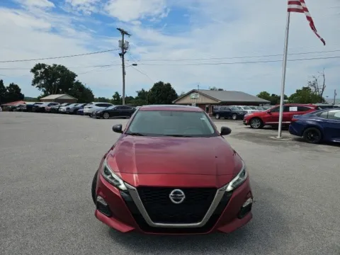 Photos of 2019 Nissan Altima 2.0 SR for sale in Morristown, TN at Lakeway Auto Sales