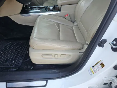 More photos of 2016 Acura MDX 3.5L at Lakeway Auto Sales, TN