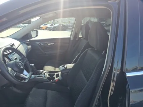 More photos of 2019 Nissan Rogue SV at Lakeway Auto Sales, TN