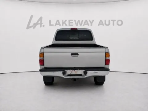More photos of 2003 Toyota Tacoma PreRunner at Lakeway Auto Sales, TN