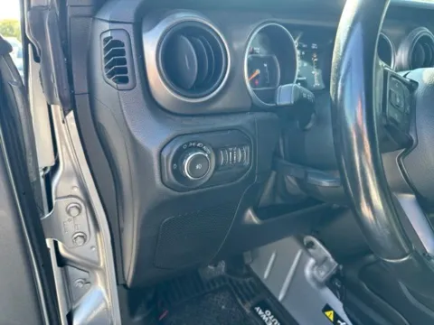 More photos of 2018 Jeep Wrangler Unlimited Sport S at Lakeway Auto Sales, TN