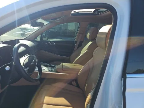 More photos of 2022 Genesis GV80 3.5T Advanced + at Lakeway Auto Sales, TN