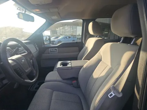More photos of 2010 Ford F-150 XLT at Lakeway Auto Sales, TN