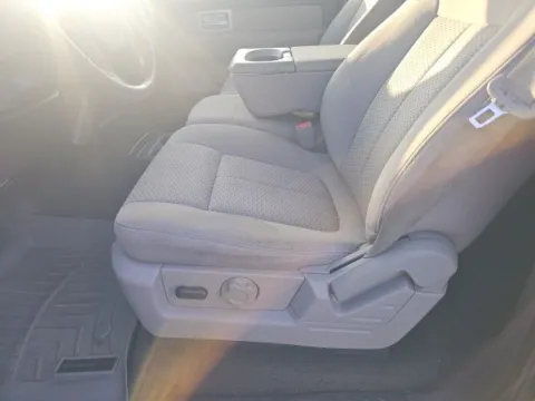 More photos of 2010 Ford F-150 XLT at Lakeway Auto Sales, TN