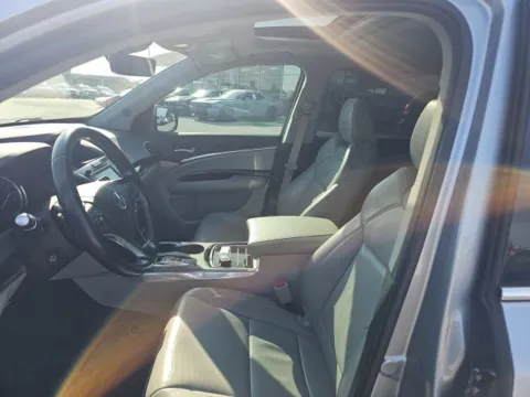 More photos of 2018 Acura MDX 3.5L at Lakeway Auto Sales, TN