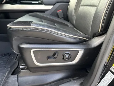 More photos of 2021 Ram 1500 Laramie at Lakeway Auto Sales, TN