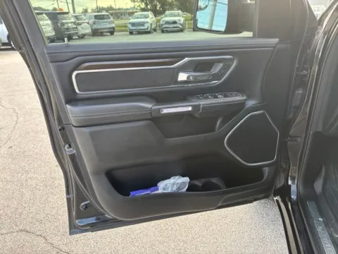 More photos of 2021 Ram 1500 Laramie at Lakeway Auto Sales, TN