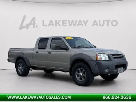 Gold 2002 Nissan Frontier XE for sale in Morristown, TN