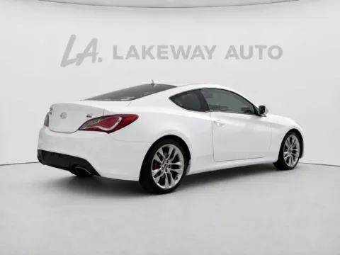 More photos of 2013 Hyundai Genesis Coupe 2.0T R-Spec at Lakeway Auto Sales, TN