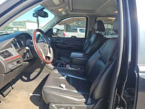 More photos of 2009 Cadillac Escalade at Lakeway Auto Sales, TN