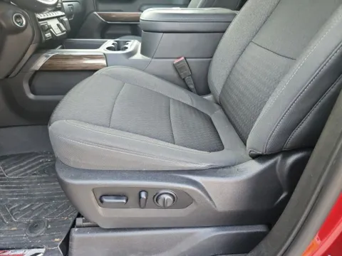 More photos of 2021 Chevrolet Silverado 1500 RST at Lakeway Auto Sales, TN