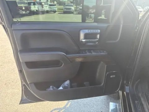 Another view of 2018 GMC Sierra 2500 HD Denali for sale in Morristown, TN at Lakeway Auto Sales